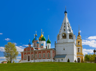 Fototapeta na wymiar Churches in Kolomna Kremlin - Moscow region - Russia
