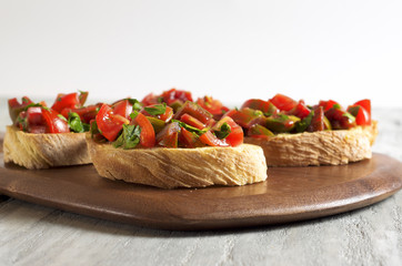 Tomato and parsley bruschetta