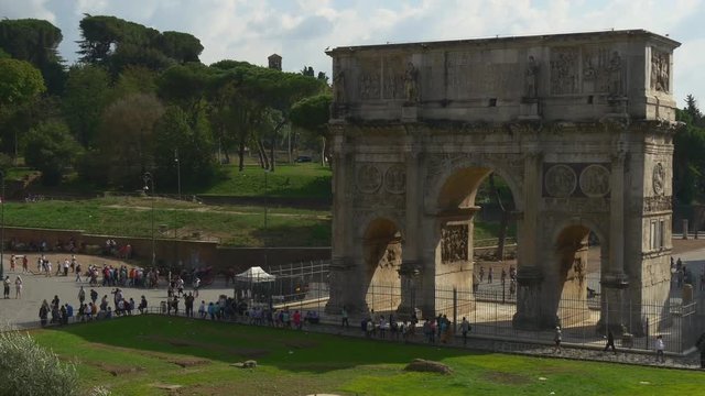 summer day rome city arch of constantine crowded panorama 4k italy
