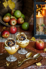 Baked Apple Yogurt Parfaits 