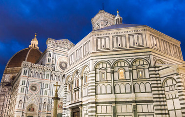 Fototapeta na wymiar The Basilica di Santa Maria del Fiore and Giotto's Campanile, Fl