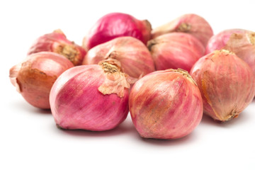 shallots isolated on white background with not beautiful peel, s