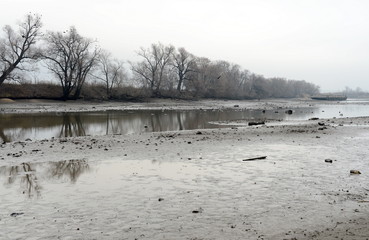 The shallow flow of the Moscow river.