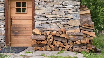 réserves de bois pour l'hiver 