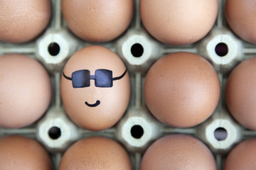 Egg wearing sunglasses. Summer concetp. Blind concetp.