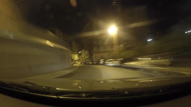 Percorrendo le vie del centro di Trieste - Time lapse
