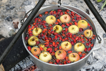 compote in a pot on the fire