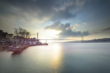 Naklejka premium Istanbul Bosphorus Bridge at sunset