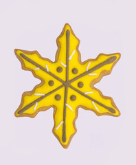 Yellow star gingerbread