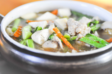 vegetable soup,stir-fried-noodle soup