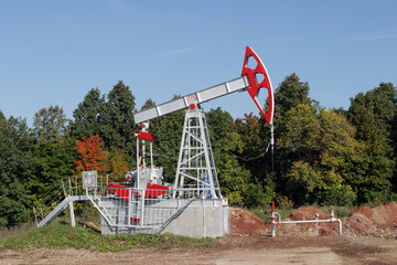 Fototapeta na wymiar Oil pump
