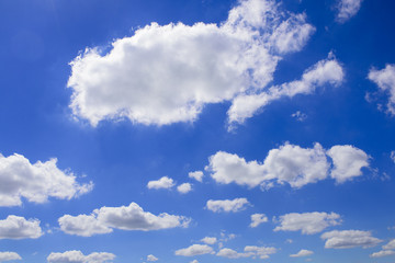 Fototapeta premium Schönwetterwolken am Himmel