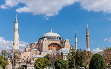 Fototapeta na wymiar Ayasofya Mosque in Istanbul