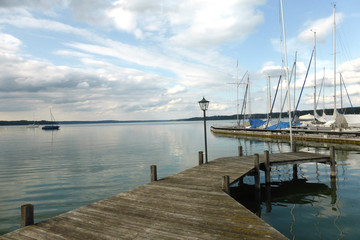 Obraz premium Bootssteg am Starnberger See