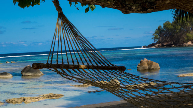 Schattenplatz mit Aussicht - Seychellen