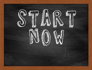 START NOW handwritten text on black chalkboard