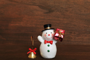 雪だるまとギフトとベル