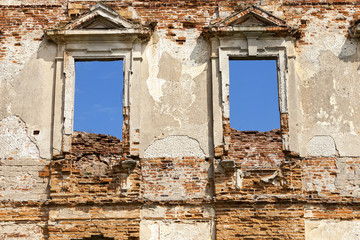 Ruzhany Palace ruins