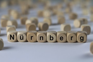 Nürnberg - Holzwürfel mit Buchstaben