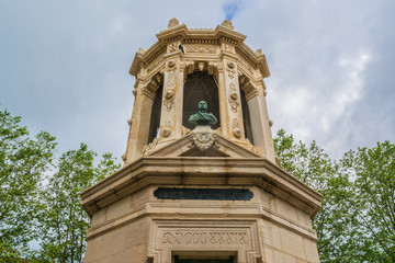Fototapeta na wymiar Monument to Henri Darcy. Darcy park (1880), Dijon, France.
