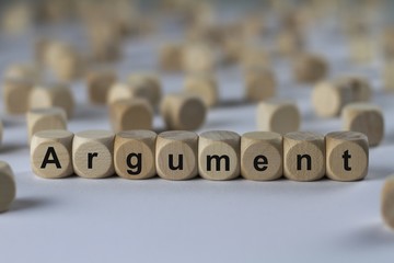 Argument - Holzwürfel mit Buchstaben