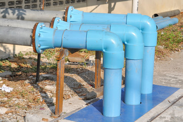 Connect with blue PVC pipes for water use