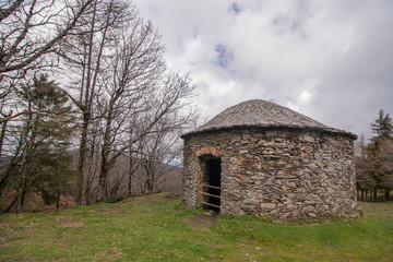 Fototapeta premium Snow stone storage house