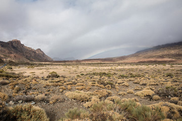 Arc en ciel sur la vallée Ucanca (Tenerife, Espagne)