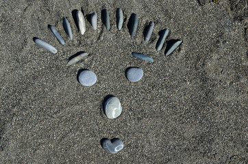 лицо из камней