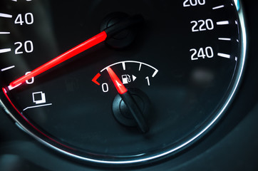 Fuel gauge mounted in speedometer