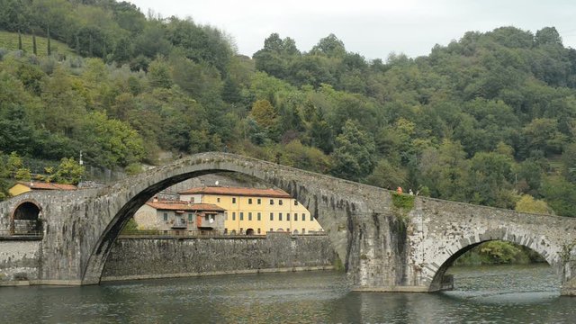 Ponte del Diavolo or Ponte della Maddalena, Borgo a Mozzano, Lucca, Tuscany, Italy, Europe