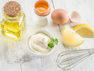 Natural mayonnaise ingredients and the sauce itself.