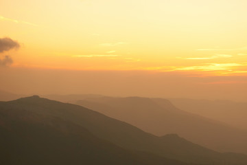 Fototapeta na wymiar Beautiful sunset at the mountains