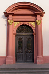 Fototapeta na wymiar Eingang zur Alten Universität Heidelberg