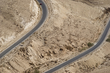ThRoad through the mountains. Jordan