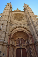 Fototapeta na wymiar La Seu in Palma 