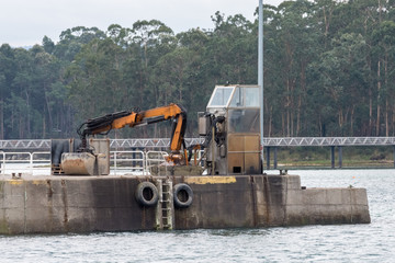 Port excavator loads