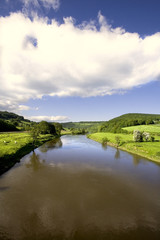 Fototapeta na wymiar valley of the river wye england wales landscape scenic