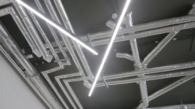 Shimmering halogen lamps