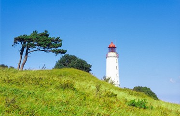Fototapeta na wymiar Leuchtturm Dornbusch auf Hiddensee, Rügen, Mecklenburg-Vorpommern, Deutschland