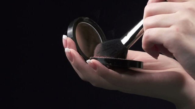 Cette vid&eacute;o traite de stockvideos vapeur makeup kitchen
