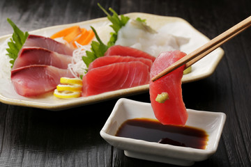 メバチマグロの刺身　Sliced raw bigeye tuna