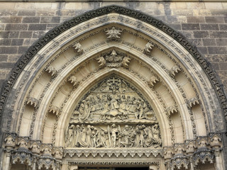 Obraz premium Last Judgement - sculpture above the entrance to the church