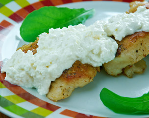Chicken with Feta Cheese Sauce