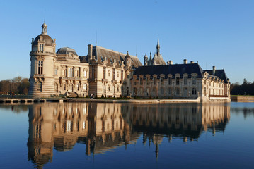 Fototapeta na wymiar Grand bassin au château de Chantilly, France