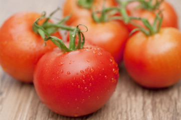 枝付きのミニトマト