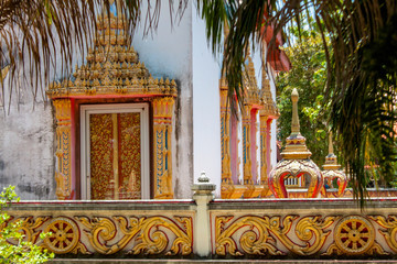 Fototapeta na wymiar Wat Nara Charoen Suk (Raja Ferry) - Ban Taling Ngam temple Koh Samui, Thailand