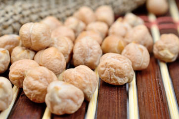 chickpea on table