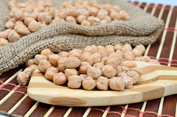 chickpea in spoon on table