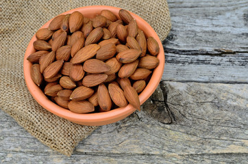 almond in bowl on table